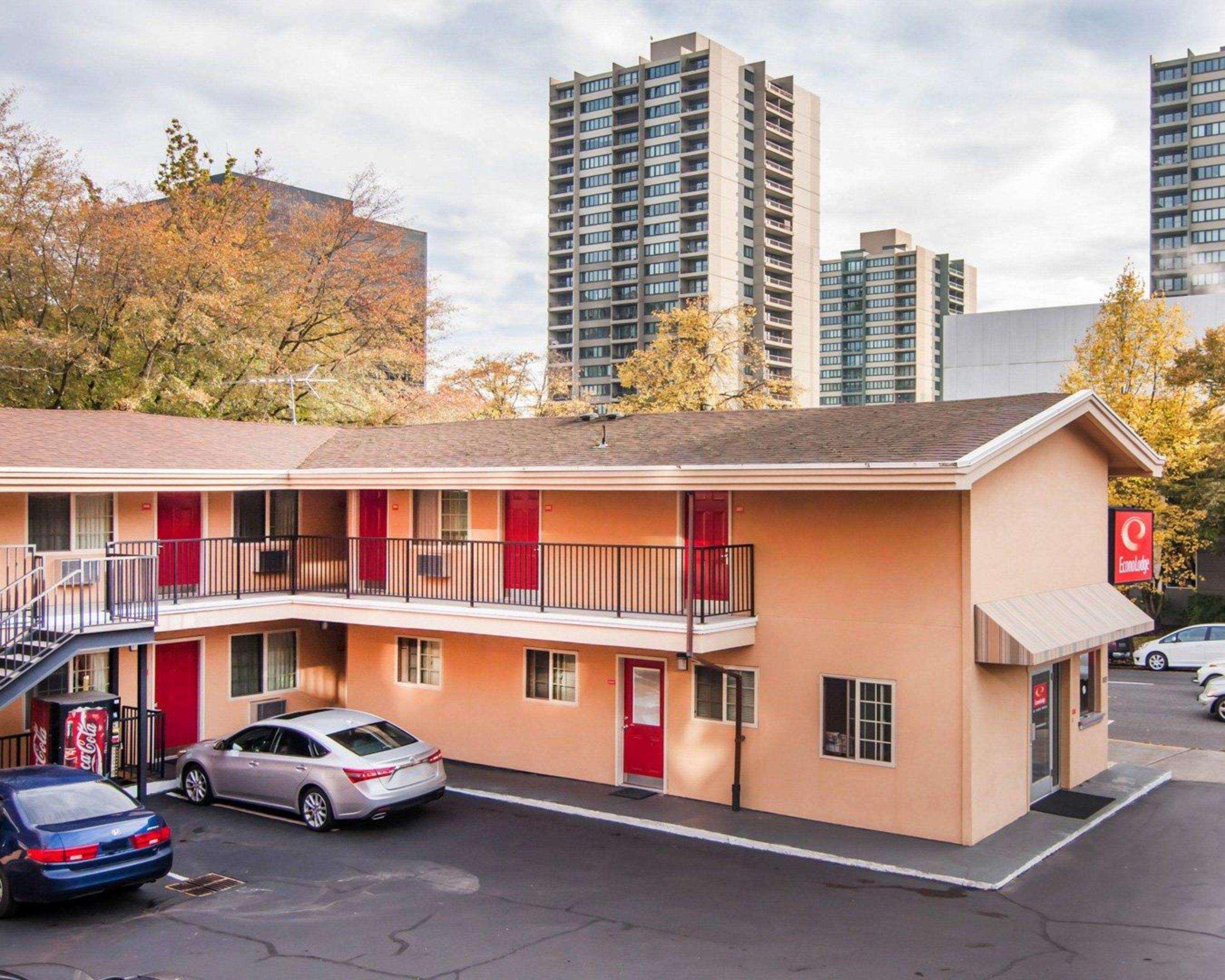 Econo Lodge City Center Portland Exteriör bild